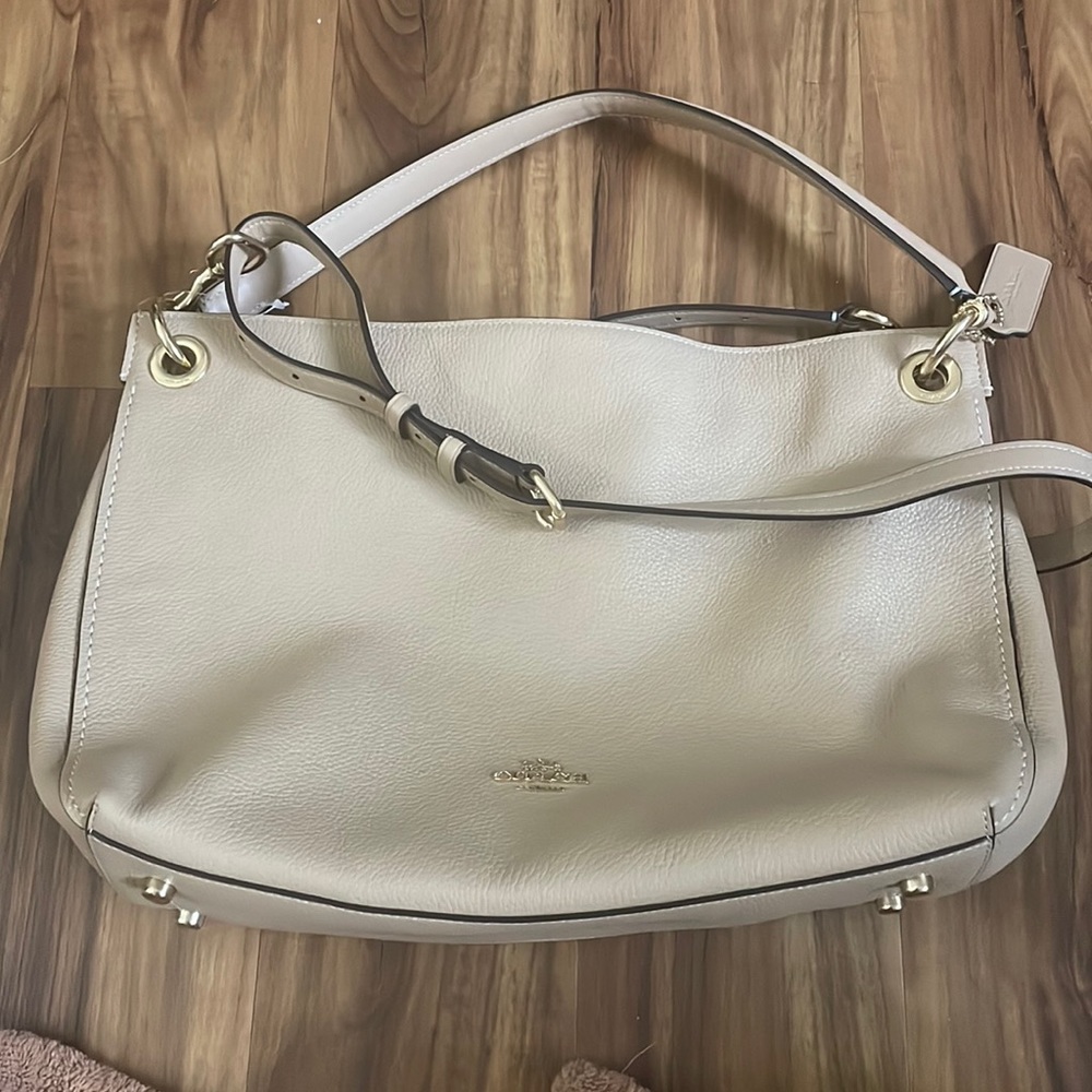 Coach shoulder bag